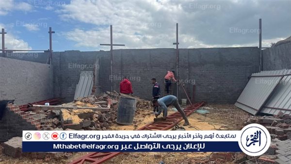 تنفيذ إزالة فى المهد لـ  هنجر  مخالف على أرض زراعية في أجا بالدقهلية..صور