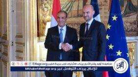 وزير الخارجية والهجرة يلتقي مع نظيره الفرنسي