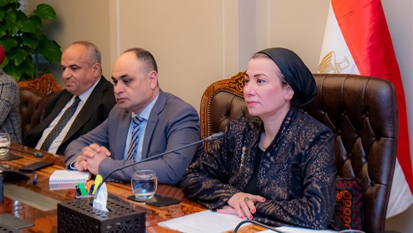 وزيرة البيئة تبحث مع محافظ الفيوم آخر تطورات مشروع  الملاذ الآمن للحياة البرية