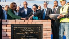 وزيرتا البيئة والتنمية المحلية يضعان حجر الأساس للمحطة الوسيطة بالمرصفة ببنها