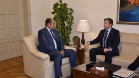 الأمين العام المساعد للجامعة العربية يستقبل وكيل السكرتير العام للأمم المتحدة للشئون الإنسانية ومنسق الإغاثة في حالات الطوارئ
