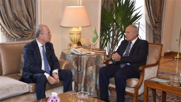 أبو الغيط يستقبل رئيس الوزراء الفلسطيني ويؤكد: تسريع الإغاثة وإعادة الإعمار لقطع الطريق على التهجير