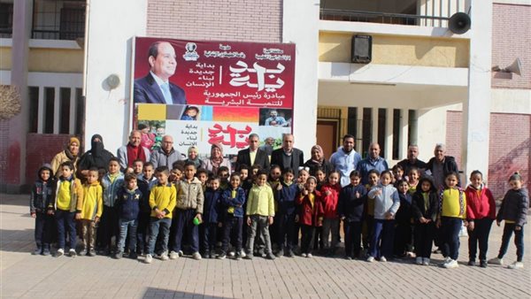 عطية: الانضباط الإداري والتربوي ركيزة أساسية لجودة التعليم في مدارس الجيزة