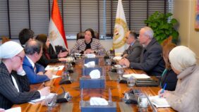 وزيرة البيئة تناقش مع البعثة الفنية للبنك الدولي نتائج تقييم أنشطة مشروع ادارة تلوث الهواء