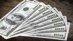 الأخضر بكام النهارده؟.. سعر الدولار اليوم الإثنين 17 فبراير