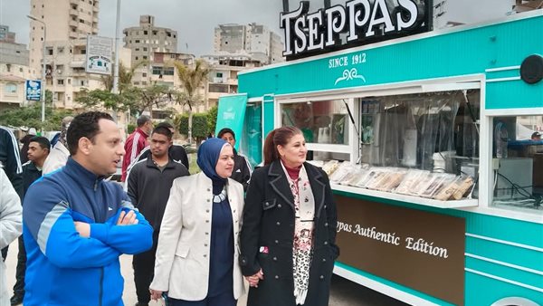 وكيل الشباب والرياضة بالإسكندرية يفتتح مهرجان التذوق والشراء للمنتجات المتنوعة بالمدينة الشبابية