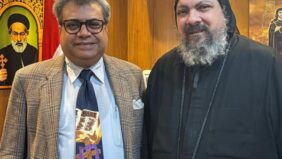 الأنبا مكاري يستقبل الأمين المشارك بمجلس كنائس الشرق الأوسط