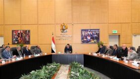 وزير الإسكان يتابع موقف مشروعات مياه الشرب والصرف الصحي التي يتم تنفيذها ضمن المبادرة الرئاسية  حياة كريمة